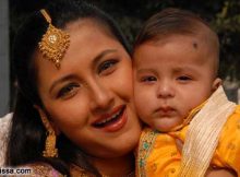 rachana banerjee with son photo