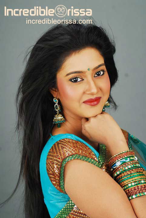 482px x 720px - Barsha Priyadarshini Wallpapers Photos - Hot Oriya Actress Images Pics