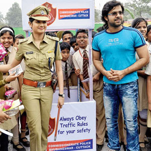 Oriya actors as traffic police