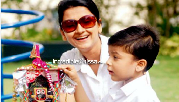 Rachana Banerjee with son Praneel
