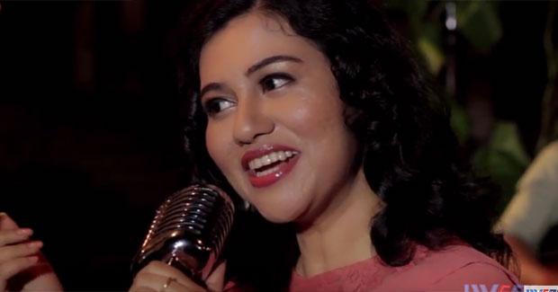 Kaun Tujhe song cover version with Odia lyrics by Nazia Alam